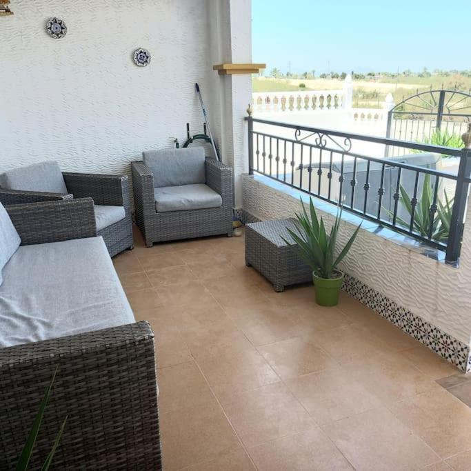 2 Bedroom Apartment. Orihuela. מראה חיצוני תמונה